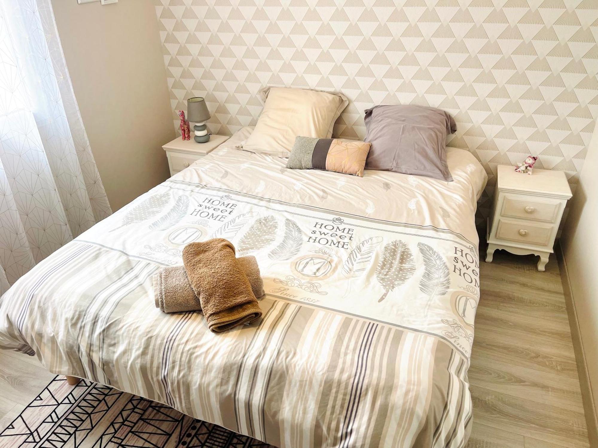 Petite Maison Au Calme Poupry المظهر الخارجي الصورة